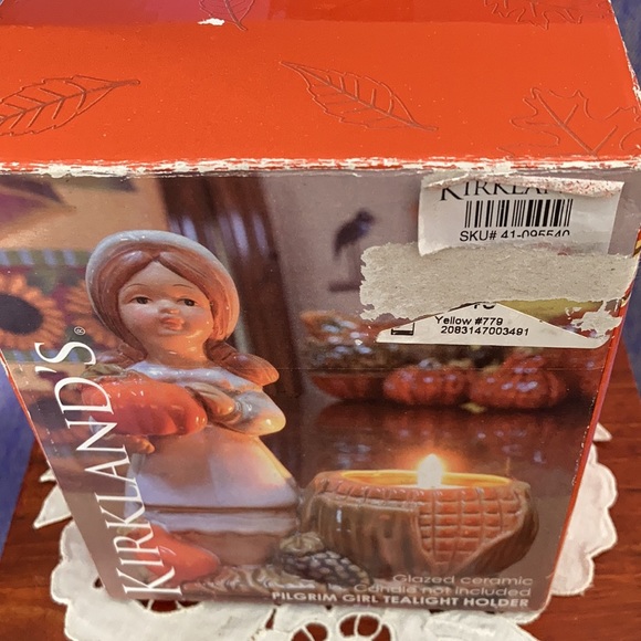 Vintage, rare, Kirkland's glazed ceramic pilgrim girl tea light holder - Picture 8 of 8